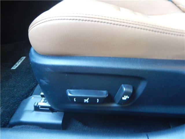 IS IS200t バージョンL 禁煙車 プリクラッシュセーフティ レーダークルーズコントロール ブラウンレザーシート/シートヒーター/ベンチレーション 7インチSDナビ バックカメラ BTオーディオ ハンドルヒーター HIDライト(13枚目)