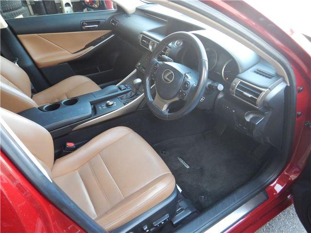 IS IS200t バージョンL 禁煙車 プリクラッシュセーフティ レーダークルーズコントロール ブラウンレザーシート/シートヒーター/ベンチレーション 7インチSDナビ バックカメラ BTオーディオ ハンドルヒーター HIDライト(36枚目)