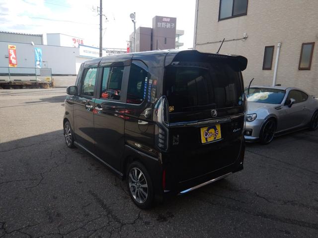 Ｎ－ＢＯＸカスタム Ｌ　禁煙車　ホンダセンシング　アダプティブクルーズコントロール　７インチナビ　Ｂｌｕｅｔｏｏｔｈオーディオ　バックカメラ　左側パワースライドドア　シートバックテーブル　シートヒーター　ＬＥＤライト（4枚目）