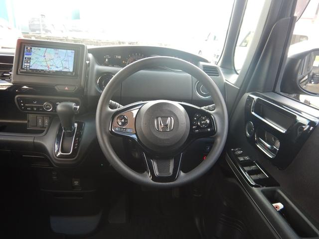 Ｎ－ＢＯＸカスタム Ｌ　禁煙車　ホンダセンシング　アダプティブクルーズコントロール　７インチナビ　Ｂｌｕｅｔｏｏｔｈオーディオ　バックカメラ　左側パワースライドドア　シートバックテーブル　シートヒーター　ＬＥＤライト（15枚目）