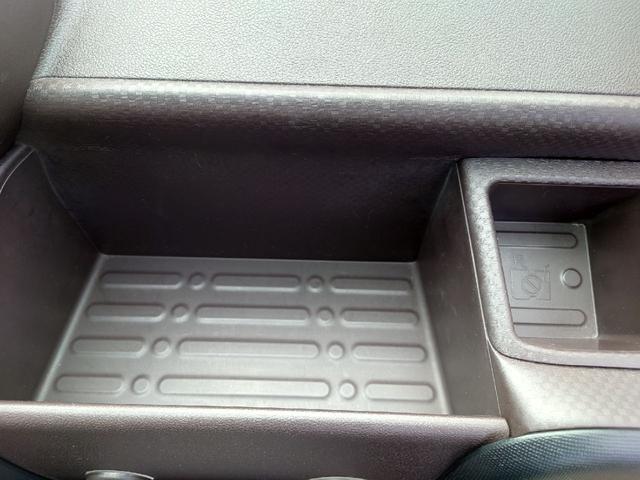 スペイド F 4WD 禁煙車 ワンオーナー 電動スライドドア プッシュスタート SDナビ テレビ(18枚目)