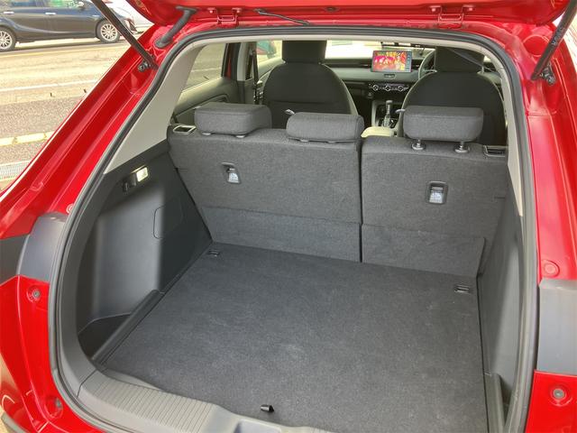 ヴェゼル Ｇ　４ＷＤ　バックカメラ　クリアランスソナー　オートクルーズコントロール　レーンアシスト　衝突被害軽減システム　ナビ　ＴＶ　オートライト　ＬＥＤヘッドランプ　アルミホイール　スマートキー（19枚目）