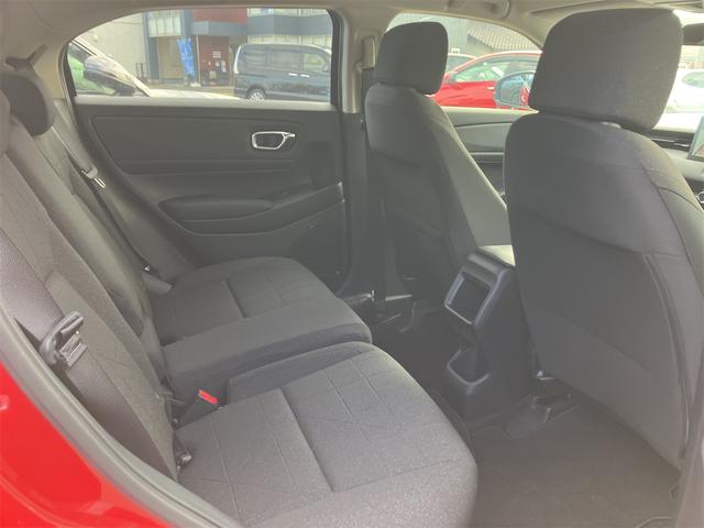 ヴェゼル Ｇ　４ＷＤ　バックカメラ　クリアランスソナー　オートクルーズコントロール　レーンアシスト　衝突被害軽減システム　ナビ　ＴＶ　オートライト　ＬＥＤヘッドランプ　アルミホイール　スマートキー（26枚目）