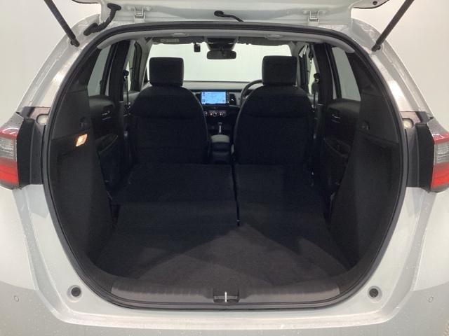 フィット ホーム H SENSING 新車保証 試乗車 ワンオ-ナ- ナビVXU-245FTi TV Rカメラ CD録音 BTオ-ディオ DVD ドラレコ ETC LEDライト VSA クルコン スマ-トキ- AAC(19枚目)