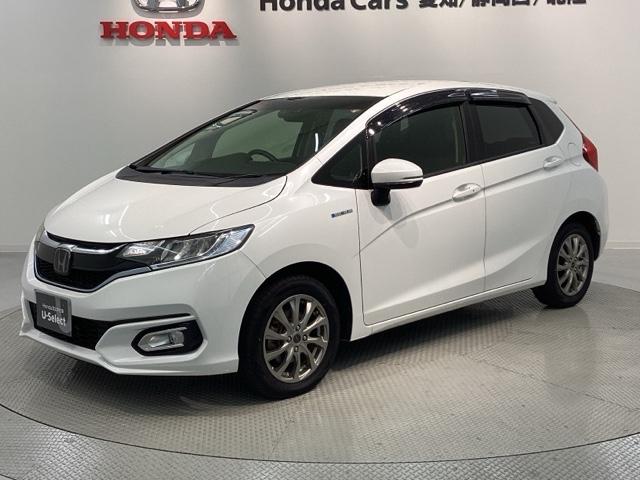 専門業者にて内外装のクリーニングを実施しております！