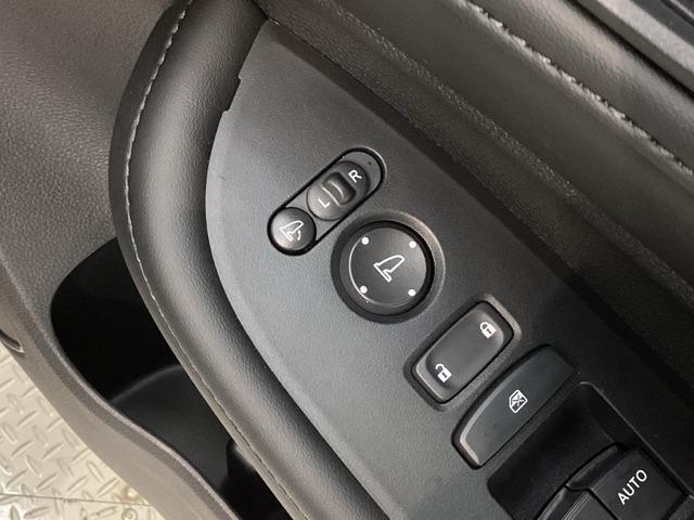 WR-V Z+ブラックスタイル H SENSING 新車保証 試乗車 ワンオ-ナ- ナビLXM-245ZFEi TV Rカメラ BTオ-ディオ ドラレコ ETC LEDライト VSA クルコン アルミ スマ-トキ- スペアキ-AAC(15枚目)