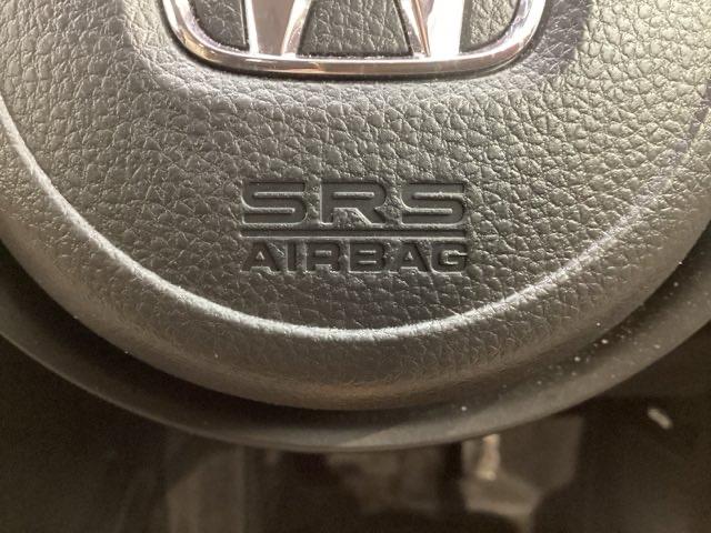 フィット ｅ：ＨＥＶリュクス　Ｈ　ＳＥＮＳＩＮＧ　革シ－ト　最長５年保証　ワンオーナー　純正ナビ　ＴＶ　Ｒカメラ　マルチビュー　ＢＴオ－ディオ　ＥＴＣ　ＬＥＤライト　ＶＳＡ　シートヒーター　クルコン　アルミ　フォグ　スマートキー（22枚目）