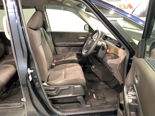 フリードハイブリッド ハイブリッド・Ｇホンダセンシング　最長５年保証　ワンオ－ナ－　ナビＶＸＭ－２０４ＶＦｉ　ＴＶ　Ｒカメラ　ＣＤ録音　ＢＴオ－ディオ　ＤＶＤ　ＥＴＣ　ＬＥＤライト　両側電動ドア　ＶＳＡ　シ－トヒ－タ－　スマ－トキ－　盗難防止装置　ＡＡＣ（17枚目）