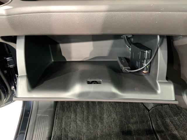 フリードハイブリッド ハイブリッド・Ｇホンダセンシング　最長５年保証　ワンオ－ナ－　ナビＶＸＭ－２０４ＶＦｉ　ＴＶ　Ｒカメラ　ＣＤ録音　ＢＴオ－ディオ　ＤＶＤ　ＥＴＣ　ＬＥＤライト　両側電動ドア　ＶＳＡ　シ－トヒ－タ－　スマ－トキ－　盗難防止装置　ＡＡＣ（26枚目）