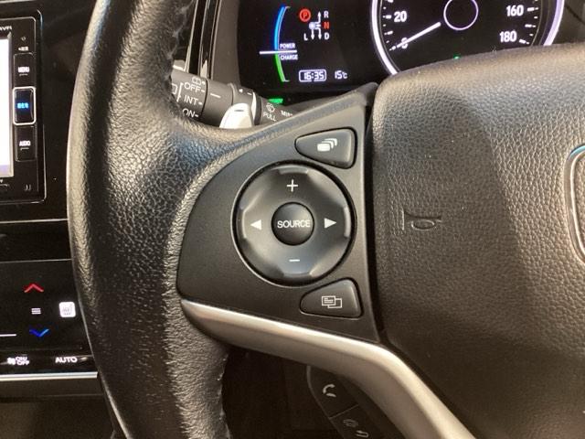 シャトル ハイブリッドＸホンダセンシング　最長５年保証　ナビＶＸＭ－１９４ＶＦｉ　ＴＶ　Ｒカメラ　ＢＴオ－ディオ　ＤＶＤ　ＥＴＣ　ＬＥＤライト　ＶＳＡ　シ－トヒ－タ－　クルコン　アルミ　スマ－トキ－　盗難防止装置　整備記録簿　ＡＡＣ　横滑抑制（9枚目）