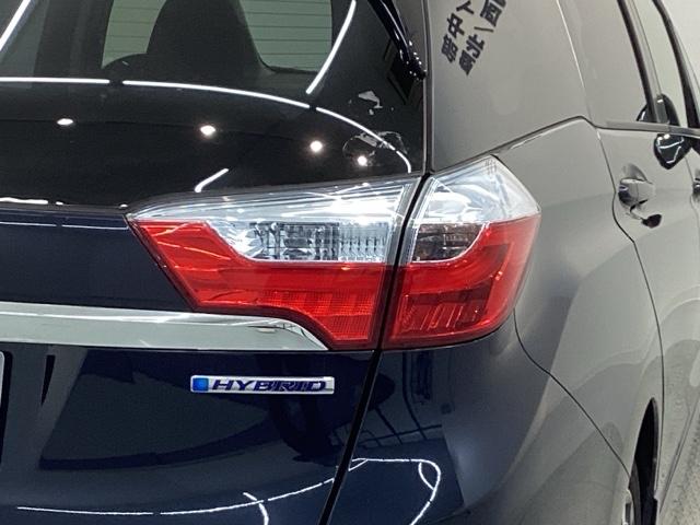 シャトル ハイブリッドＸホンダセンシング　最長５年保証　ナビＶＸＭ－１９４ＶＦｉ　ＴＶ　Ｒカメラ　ＢＴオ－ディオ　ＤＶＤ　ＥＴＣ　ＬＥＤライト　ＶＳＡ　シ－トヒ－タ－　クルコン　アルミ　スマ－トキ－　盗難防止装置　整備記録簿　ＡＡＣ　横滑抑制（43枚目）