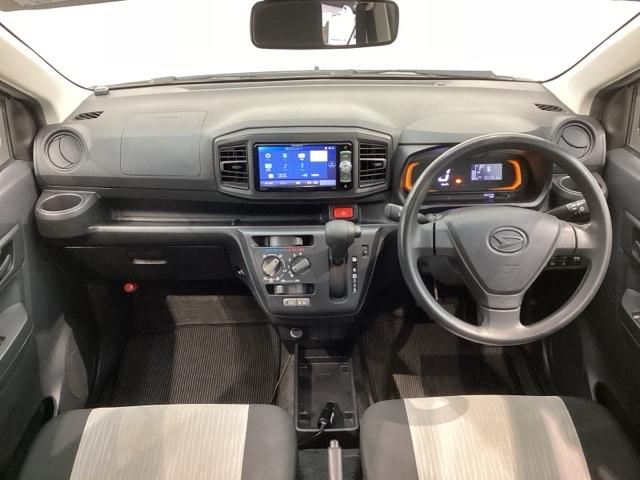 ミライース ＬＳＡＩＩＩ　１年保証　ナビ　ＴＶ　音楽機器接続　ＤＶＤ　衝突軽減Ｂ　キ－レス　整備記録簿　スペアキ－　ドア　Ｗエアバッグ　衝突被害軽減装置　フルセグ　４ＷＤ　キーレスエントリー　マニュアルエアコン　ＡＢＳ（6枚目）