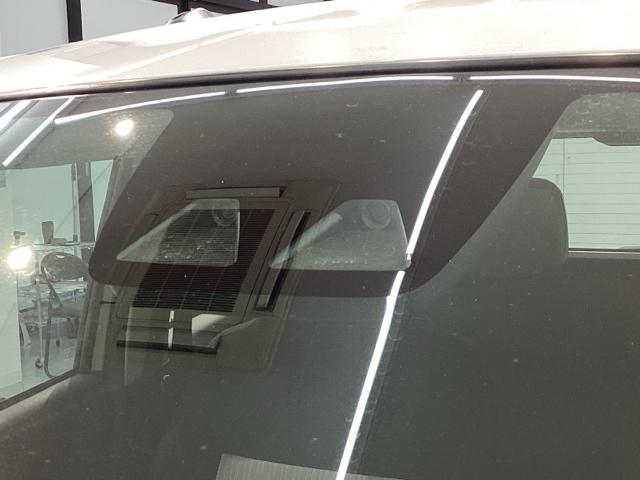 ミライース ＬＳＡＩＩＩ　１年保証　ナビ　ＴＶ　音楽機器接続　ＤＶＤ　衝突軽減Ｂ　キ－レス　整備記録簿　スペアキ－　ドア　Ｗエアバッグ　衝突被害軽減装置　フルセグ　４ＷＤ　キーレスエントリー　マニュアルエアコン　ＡＢＳ（10枚目）