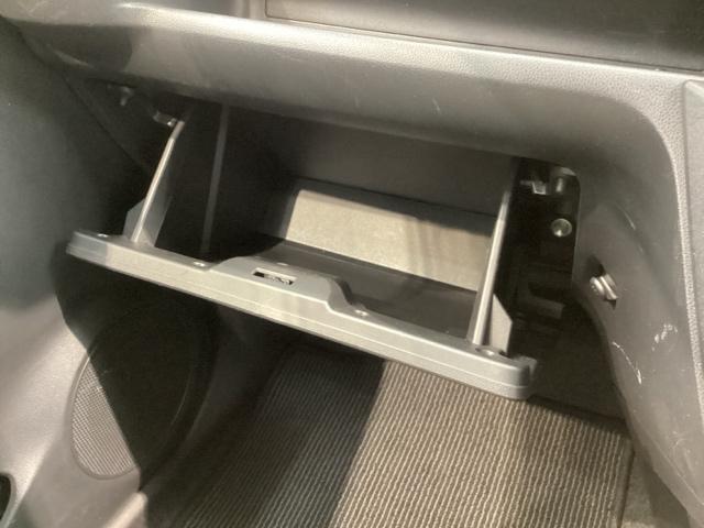 ミライース ＬＳＡＩＩＩ　１年保証　ナビ　ＴＶ　音楽機器接続　ＤＶＤ　衝突軽減Ｂ　キ－レス　整備記録簿　スペアキ－　ドア　Ｗエアバッグ　衝突被害軽減装置　フルセグ　４ＷＤ　キーレスエントリー　マニュアルエアコン　ＡＢＳ（26枚目）