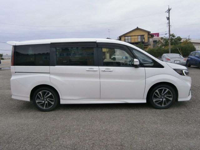 ステップワゴンスパーダ スパーダ・クールスピリット　ホンダセンシング　ナビＴＶ　バックカメラ　ＥＴＣ２．０　ドライブレコーダー　両側パワースライドドア　ワンオーナーカー　走行１万キロ代　車検Ｒ１０年３月（4枚目）