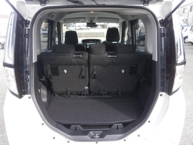 ルーミー カスタムG-T 9インチディスプレイオーディオTV バックカメラ ボックス付き大型アームレスト フロアマット サイドバイザー ワンオーナーカー(13枚目)