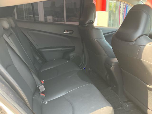 プリウス Aプレミアム 4WD エイムゲインFバンパー モデリスタエアロ レクサスルック メモリーナビ フルセグTV バックカメラ Bluetoothオーディオ ETC 純正18インチアルミ(11枚目)