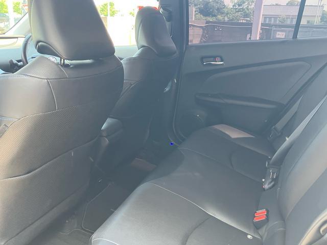 プリウス Aプレミアム 4WD エイムゲインFバンパー モデリスタエアロ レクサスルック メモリーナビ フルセグTV バックカメラ Bluetoothオーディオ ETC 純正18インチアルミ(15枚目)