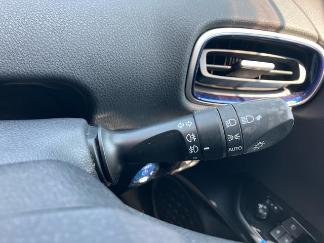 プリウス Aプレミアム 4WD エイムゲインFバンパー モデリスタエアロ レクサスルック メモリーナビ フルセグTV バックカメラ Bluetoothオーディオ ETC 純正18インチアルミ(26枚目)