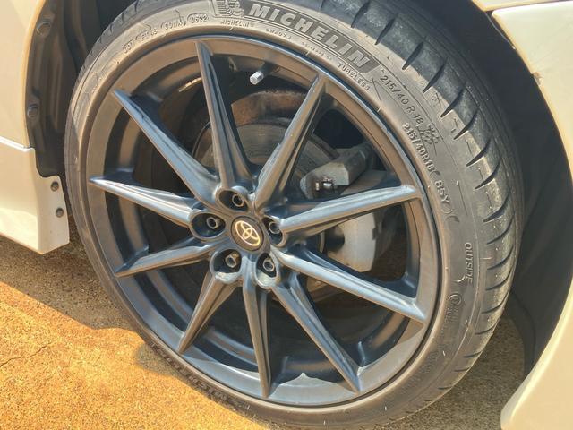 プリウス Aプレミアム 4WD エイムゲインFバンパー モデリスタエアロ レクサスルック メモリーナビ フルセグTV バックカメラ Bluetoothオーディオ ETC 純正18インチアルミ(31枚目)