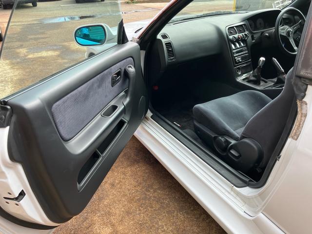 スカイライン GT-R Vスペック ニスモフルエアロ付き エンジンオーバーホール済み Z33ブレンボビッグローター N1タービン 室内清掃済(24枚目)