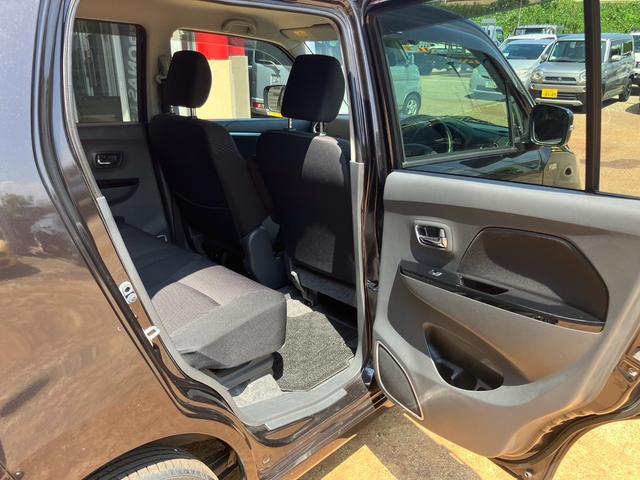 ワゴンR 20周年記念車 スマートキー プッシュスタート メモリーナビ フルセグTV Bluetooth接続 衝突被害軽減システム シートヒーター HIDヘッドライト 運転席・助手席エアバッグ(19枚目)