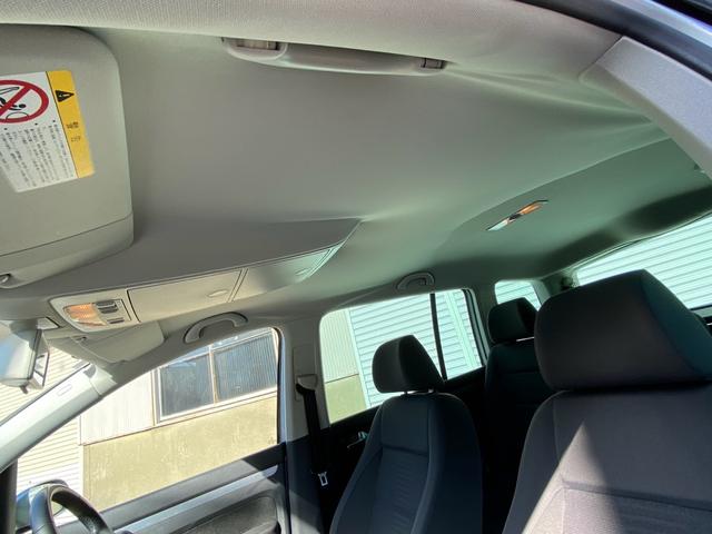 ゴルフトゥーラン ＴＳＩ　ハイライン　キーレスエントリー　キセノンヘッドライト　メモリーナビ　フルセグＴＶ　バックカメラ　Ｂｌｕｅｔｏｏｔｈオーディオ（13枚目）