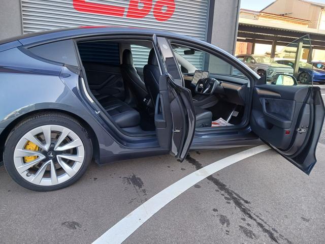 モデル３ ロングレンジ　ＡＷＤ（9枚目）