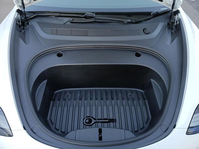 モデル３ ロングレンジ　ＡＷＤ（7枚目）