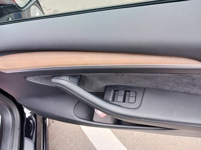 モデル３ ロングレンジ　ＡＷＤ（9枚目）