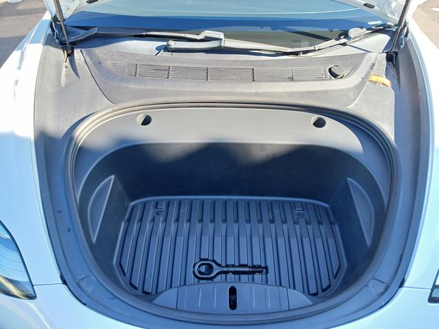 モデル３ ロングレンジ　ＡＷＤ（4枚目）