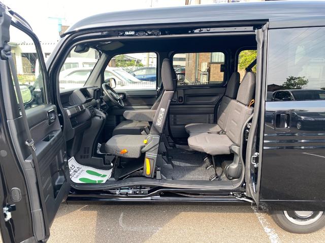 キーフリー/クルコン/ホンダセンシング/アクセサリーソケット/4WD/両側スライドドア/届出済未使用車/オートエアコン/サイドエアバッグ(9枚目)