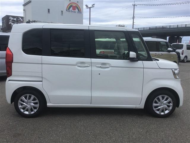 L ホンダセンシング 左側パワスラ シートヒーター クリアランスソナー LEDヘッドランプ レーンアシスト 届出済未使用車 スマートキー(13枚目)