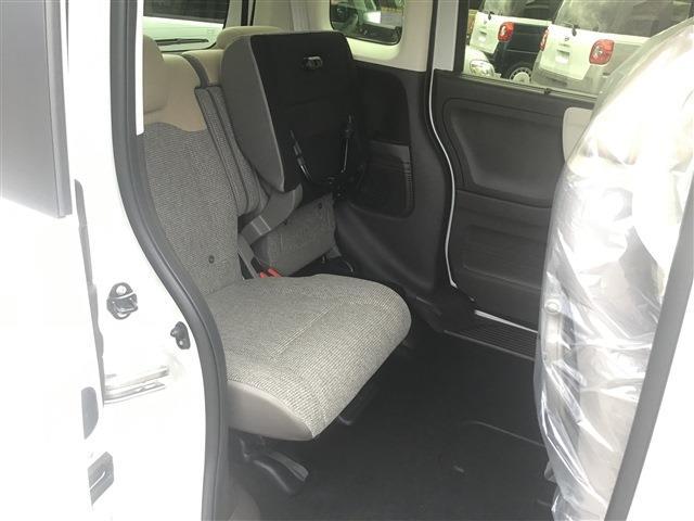 L ホンダセンシング 左側パワスラ シートヒーター クリアランスソナー LEDヘッドランプ レーンアシスト 届出済未使用車 スマートキー(43枚目)