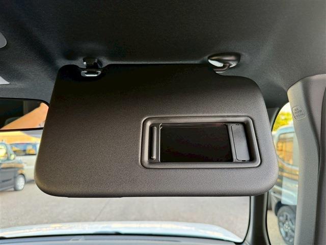 N-BOXカスタム  両側スライド・片側電動 クリアランスソナー オートクルーズコントロール レーンアシスト オートライト スマートキー 電動格納ミラー ベンチシート CVT ESC チップアップシート アルミホイール(37枚目)