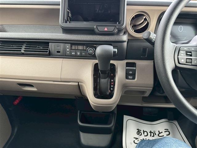 N-BOXジョイ ベースグレード 両側スライド・片側電動 クリアランスソナー オートクルーズコントロール レーンアシスト 衝突被害軽減システム オートライト LEDヘッドランプ スマートキー アイドリングストップ 電動格納ミラー(21枚目)