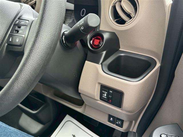 N-BOXジョイ ベースグレード 両側スライド・片側電動 クリアランスソナー オートクルーズコントロール レーンアシスト 衝突被害軽減システム オートライト LEDヘッドランプ スマートキー アイドリングストップ 電動格納ミラー(33枚目)