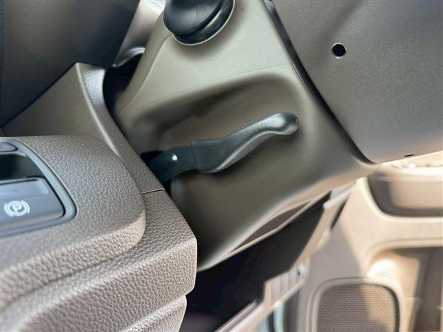 Ｎ－ＷＧＮ Ｌ　バックカメラ　クリアランスソナー　オートクルーズコントロール　衝突被害軽減システム　オートライト　スマートキー　電動格納ミラー　シートヒーター　ＣＶＴ　盗難防止システム　ＡＢＳ　ＥＳＣ　衝突安全ボディ（31枚目）