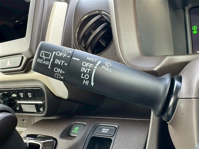 Ｎ－ＷＧＮ Ｌ　バックカメラ　クリアランスソナー　オートクルーズコントロール　衝突被害軽減システム　オートライト　スマートキー　電動格納ミラー　シートヒーター　ＣＶＴ　盗難防止システム　ＡＢＳ　ＥＳＣ　衝突安全ボディ（32枚目）