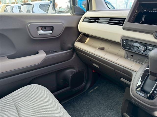 Ｎ－ＷＧＮ Ｌ　バックカメラ　クリアランスソナー　オートクルーズコントロール　衝突被害軽減システム　オートライト　スマートキー　電動格納ミラー　シートヒーター　ＣＶＴ　盗難防止システム　ＡＢＳ　ＥＳＣ　衝突安全ボディ（36枚目）