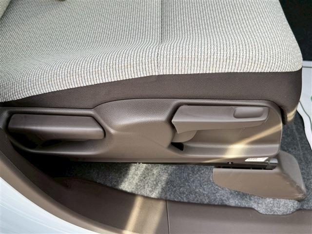 Ｎ－ＷＧＮ Ｌ　バックカメラ　クリアランスソナー　オートクルーズコントロール　衝突被害軽減システム　オートライト　スマートキー　電動格納ミラー　シートヒーター　ＣＶＴ　盗難防止システム　ＡＢＳ　ＥＳＣ　衝突安全ボディ（41枚目）