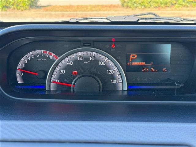 ワゴンR FX クリアランスソナー レーンアシスト 衝突被害軽減システム オートライト スマートキー 電動格納ミラー シートヒーター ベンチシート CVT 盗難防止システム ABS ESC CD(11枚目)