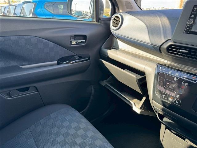 デイズ ハイウェイスター　Ｘ　４ＷＤ　バックカメラ　クリアランスソナー　衝突被害軽減システム　オートライト　ＬＥＤヘッドランプ　スマートキー　アイドリングストップ　電動格納ミラー　シートヒーター　ベンチシート　ＣＶＴ（44枚目）