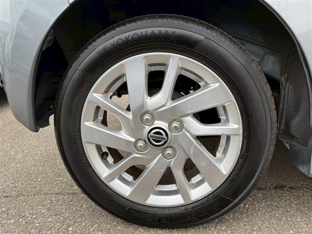 デイズ ハイウェイスター　Ｘ　全周囲カメラ　クリアランスソナー　衝突被害軽減システム　オートライト　ＬＥＤヘッドランプ　スマートキー　アイドリングストップ　電動格納ミラー　ベンチシート　ＣＶＴ　盗難防止システム　ＡＢＳ　ＥＳＣ（20枚目）