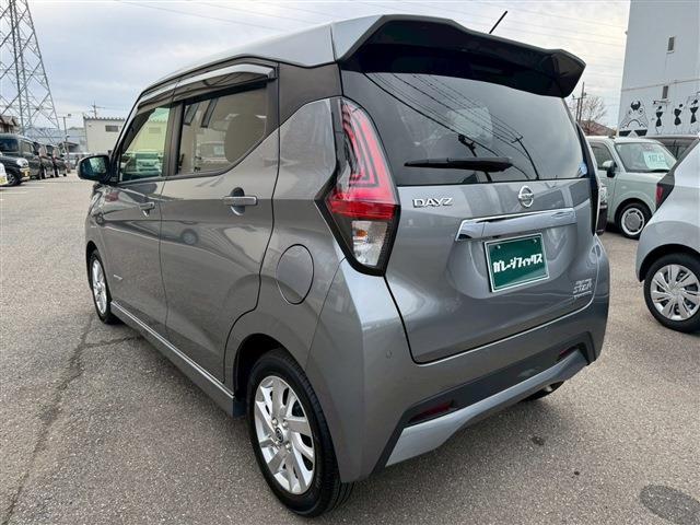 デイズ ハイウェイスター　Ｘ　全周囲カメラ　クリアランスソナー　衝突被害軽減システム　オートライト　ＬＥＤヘッドランプ　スマートキー　アイドリングストップ　電動格納ミラー　ベンチシート　ＣＶＴ　盗難防止システム　ＡＢＳ　ＥＳＣ（29枚目）