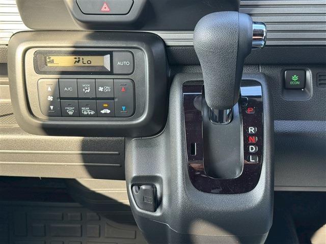 N-VAN ファン・ターボ 4WD CVT 衝突被害軽減システム クリアランスソナー オートクルーズコントロール レーンアシスト ドライブレコーダー バックカメラ 両側スライドドア スマートキー アイドリングストップ(6枚目)