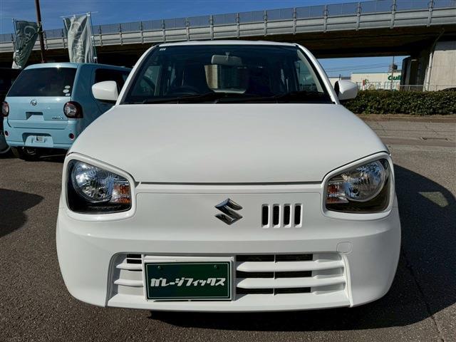 アルト Ｌ　４ＷＤ　オートライト　キーレスエントリー　アイドリングストップ　電動格納ミラー　シートヒーター　ＣＶＴ　盗難防止システム　ＡＢＳ　ＥＳＣ　ＣＤ　ミュージックプレイヤー接続可　衝突安全ボディ　エアコン（13枚目）