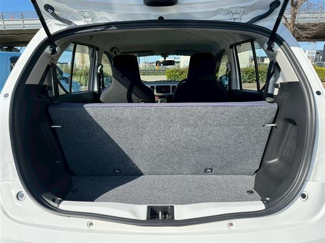 アルト Ｌ　４ＷＤ　オートライト　キーレスエントリー　アイドリングストップ　電動格納ミラー　シートヒーター　ＣＶＴ　盗難防止システム　ＡＢＳ　ＥＳＣ　ＣＤ　ミュージックプレイヤー接続可　衝突安全ボディ　エアコン（31枚目）