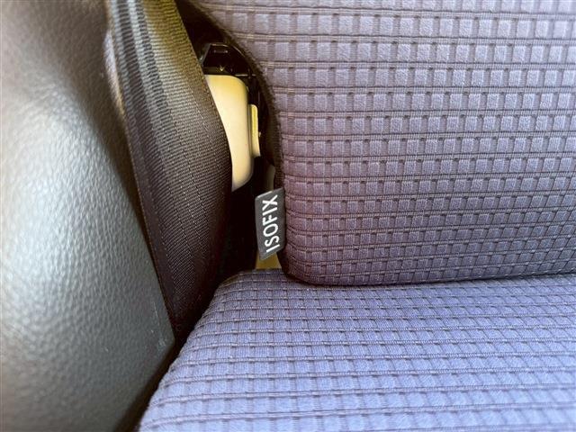 アルト Ｌ　４ＷＤ　オートライト　キーレスエントリー　アイドリングストップ　電動格納ミラー　シートヒーター　ＣＶＴ　盗難防止システム　ＡＢＳ　ＥＳＣ　ＣＤ　ミュージックプレイヤー接続可　衝突安全ボディ　エアコン（40枚目）