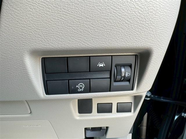 ｅＫスペース Ｍ　バックカメラ　両側スライドドア　ナビ　ＴＶ　クリアランスソナー　レーンアシスト　衝突被害軽減システム　オートライト　ＬＥＤヘッドランプ　キーレスエントリー　アイドリングストップ　電動格納ミラー（8枚目）